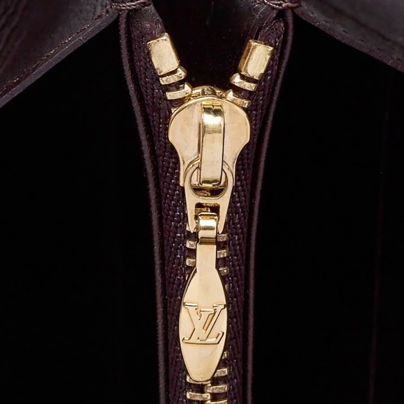 Louis Vuitton Monogram Vernis Amarante Sarah - Picture 11 of 15